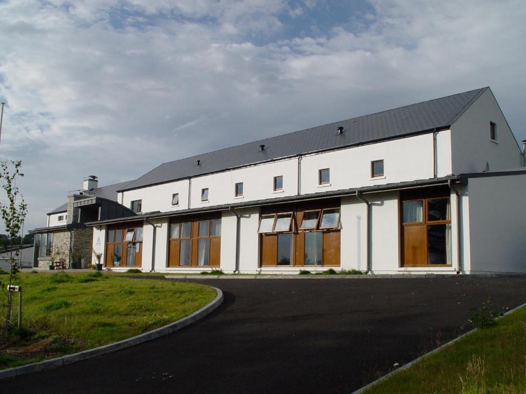 Errigal Youth Hostel Гуидор Экстерьер фото